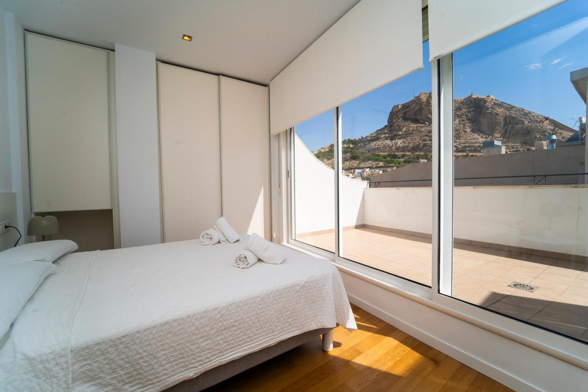 Apartamentos Alicante Centro By Renthas Exterior photo